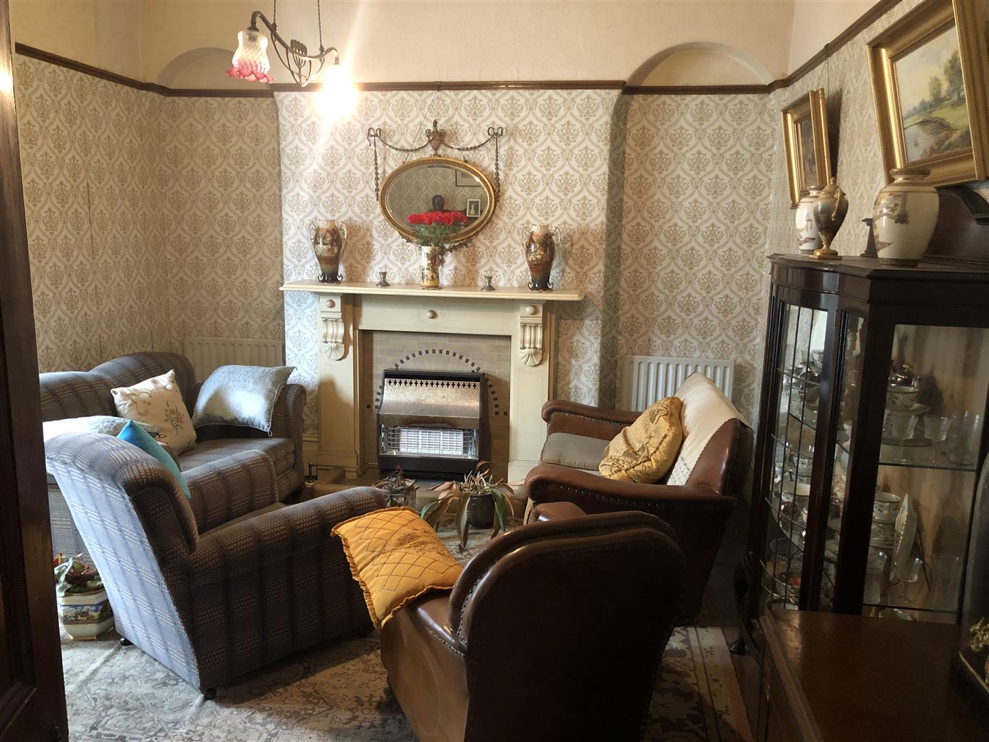 SITTING ROOM